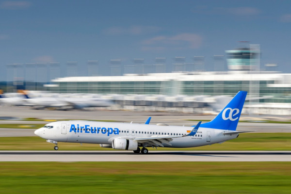 Qu’est-ce qui a conduit Air Europa à reporter le paiement du prêt ICO ?