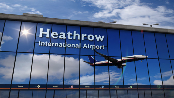 Comment l'incendie de Heathrow a-t-il affecté les compagnies aériennes?