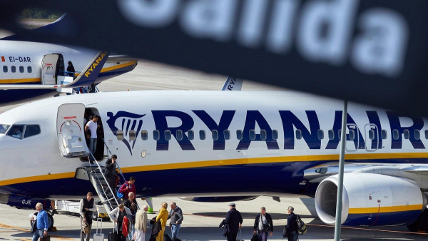 Un vol Ryanair tombe en panne de carburant après trois tentatives d'atterrissage ratées