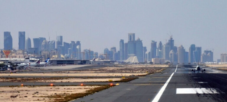 Impact de la crise au Moyen-Orient sur les hubs de Dubaï, Doha et Abu Dhabi